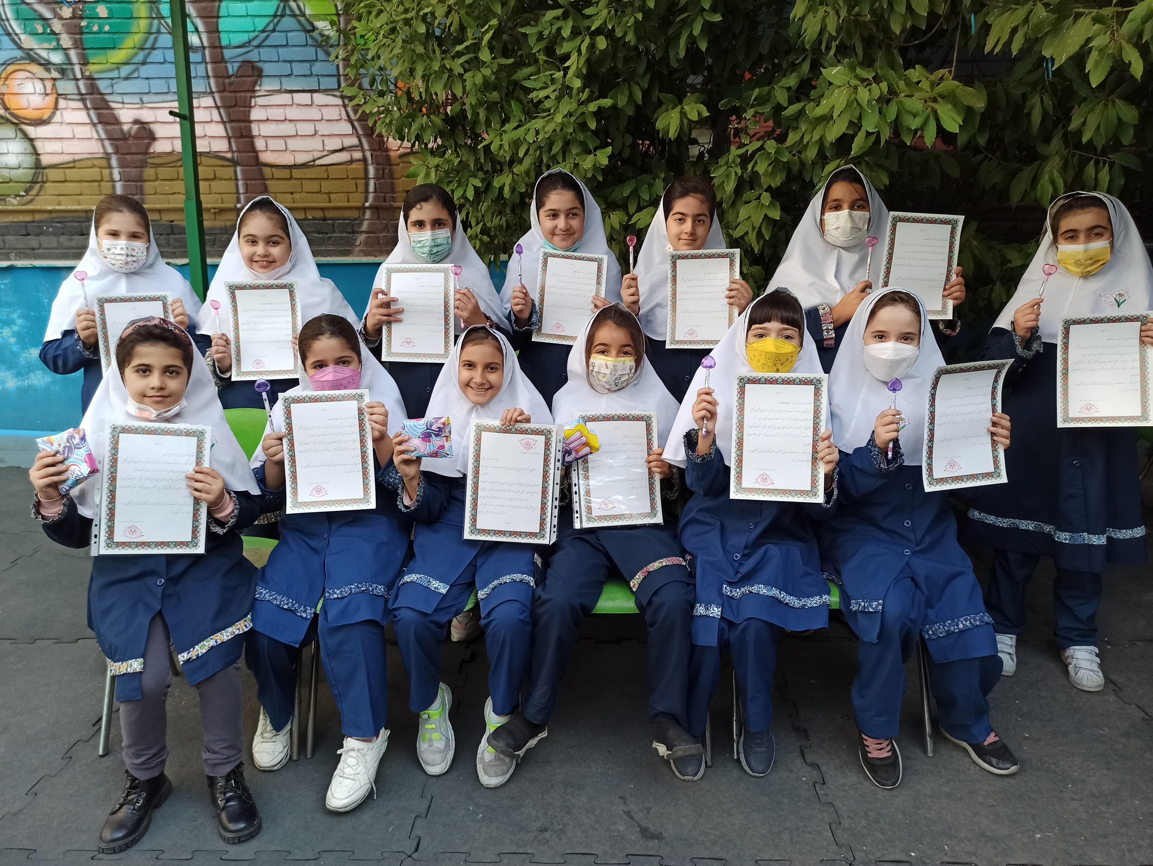 برندگان مسابقه انشا نویسی 