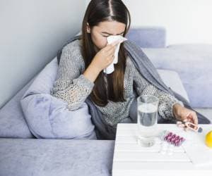 همه چیز درباره بیماری آنفولانزا ، از علل و علائم تا درمان