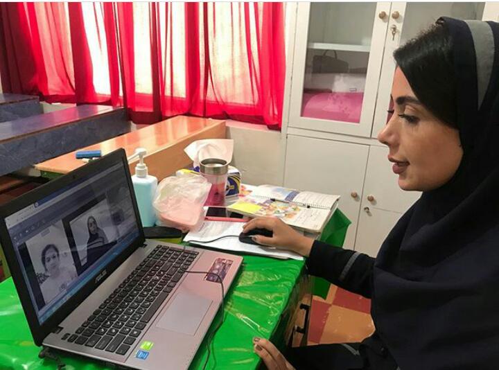 تلاش همکاران عزیز در برپایی کلاس های مجازی 
